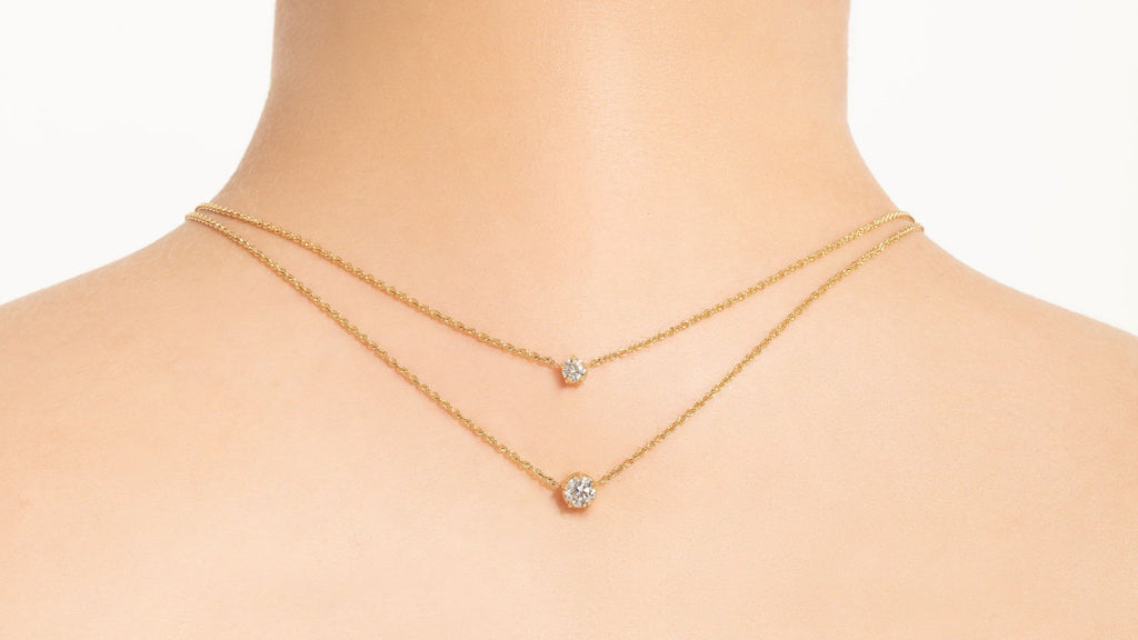 vever collier pendentif or diamant solitaire bijou bijoux